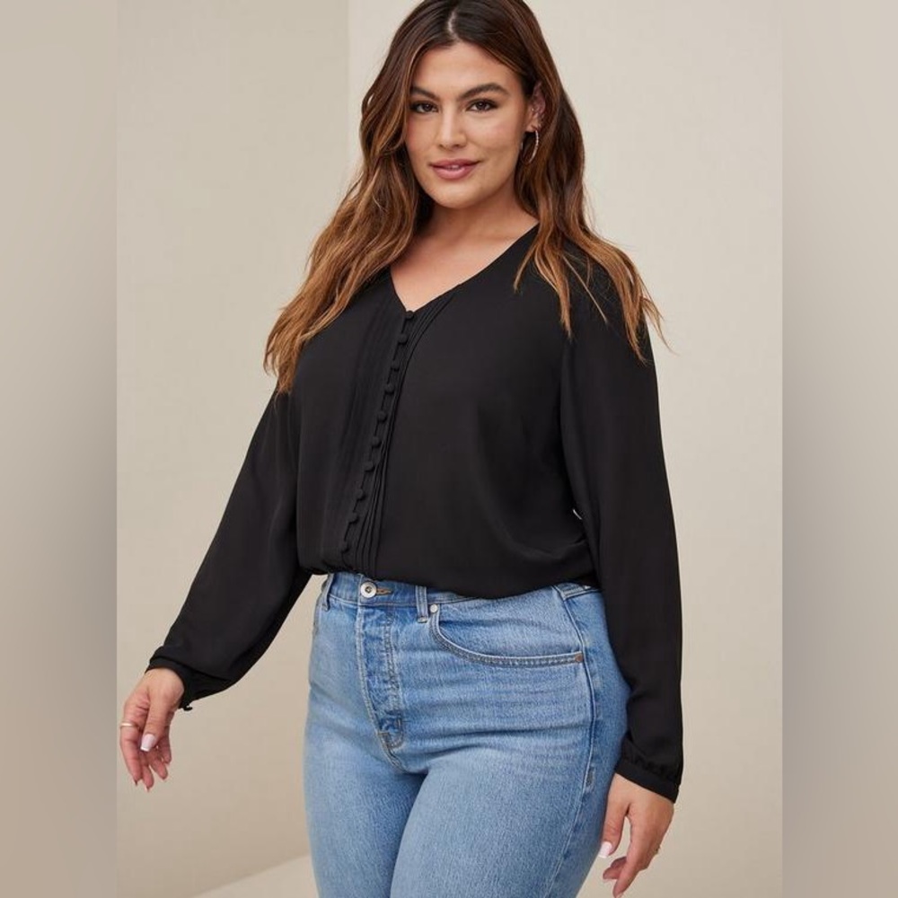 Torrid Georgette Pintuck Button-Front Blouse - 3X